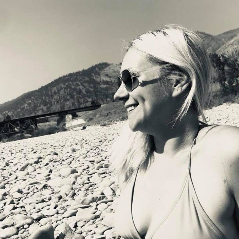 Meet your Posher, Cory lynn